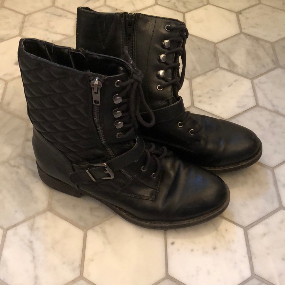 Black moto boots